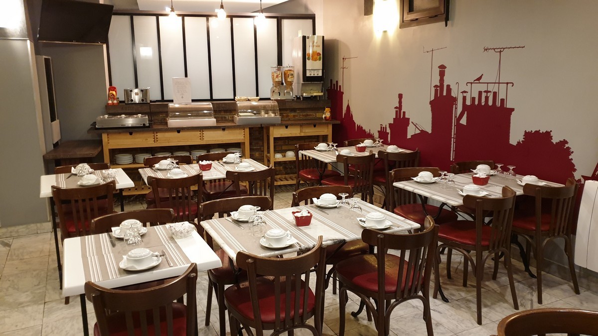 Salle petit dejeuner